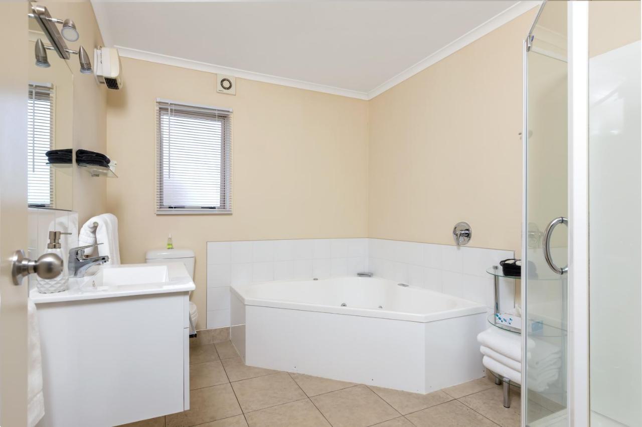 Bk'S Chardonnay Motor Lodge Masterton Εξωτερικό φωτογραφία